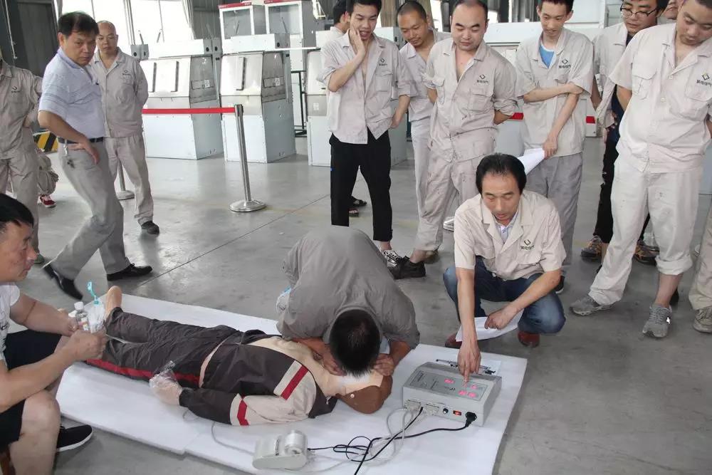 紫電公司組織開(kāi)展觸電急救演練 紫電公司組織開(kāi)展觸電急救演練